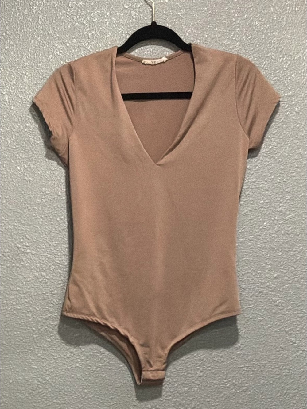 V-Neck Short Sleeve Bodysuit in Taupe